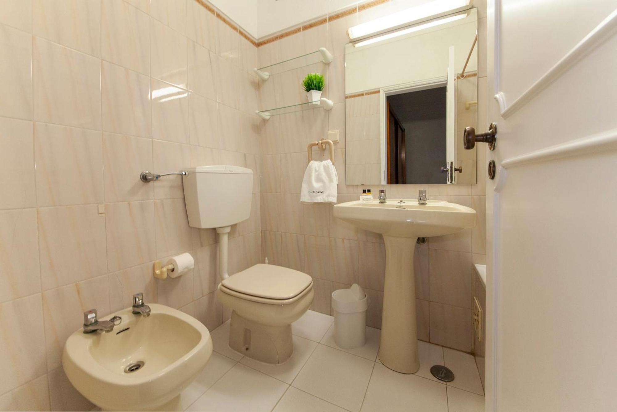 B25 - Candimar Beach Apartment Портиман Экстерьер фото